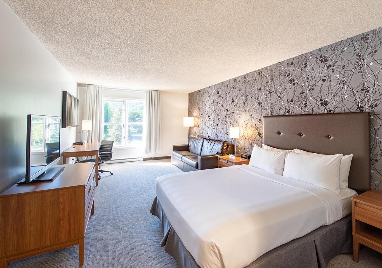 Hotel Chateau Bromont Exterior photo