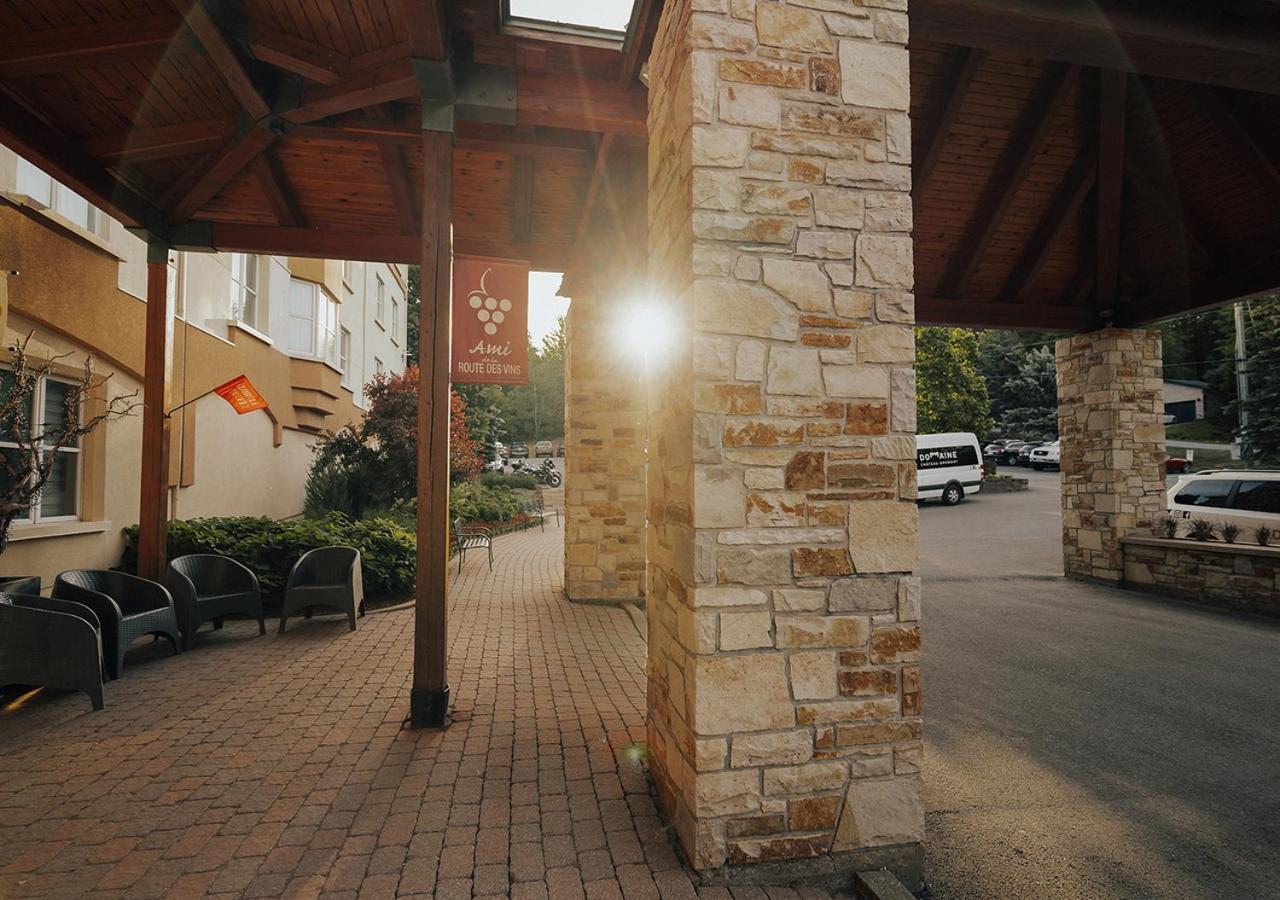 Hotel Chateau Bromont Exterior photo