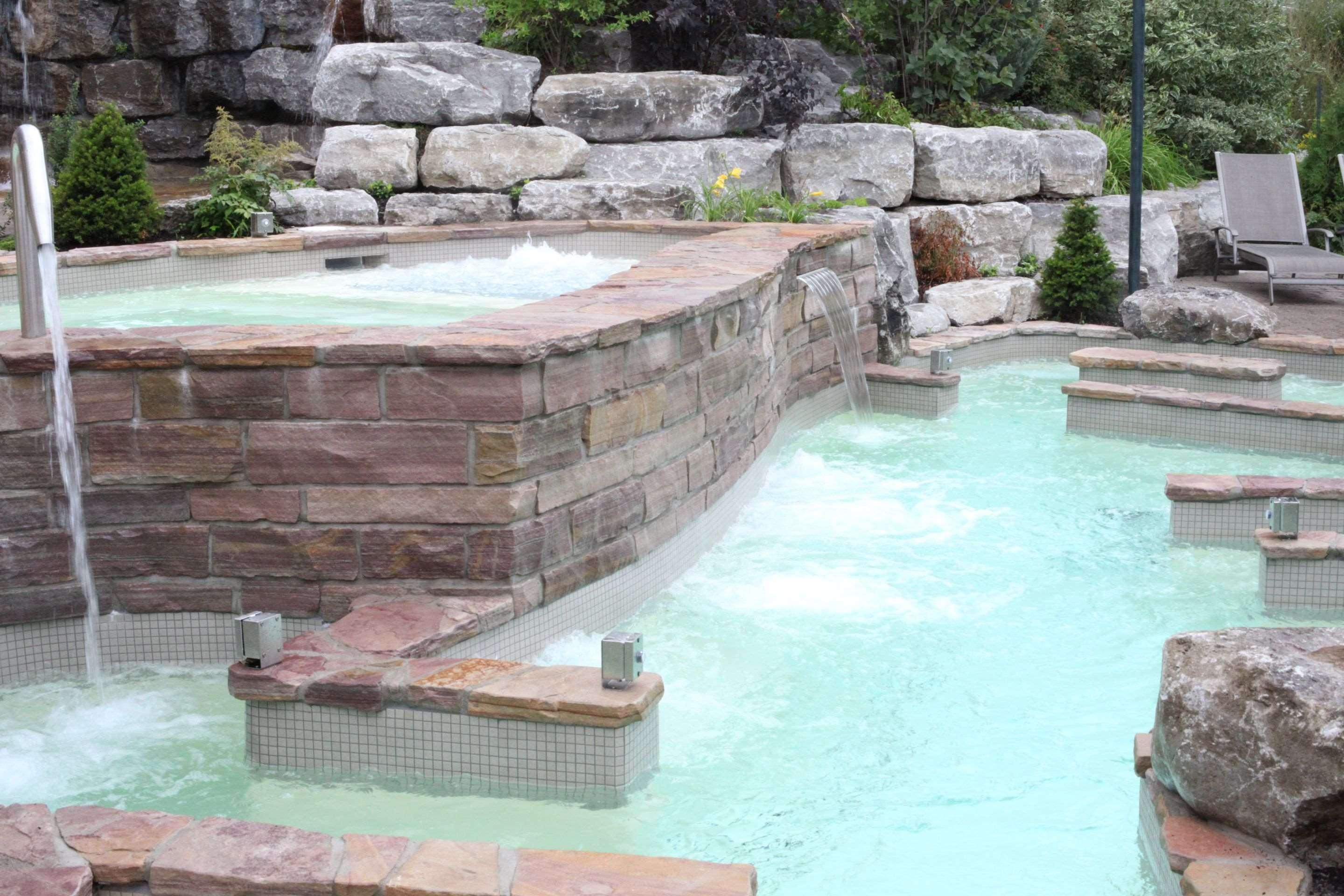 Hotel Chateau Bromont Exterior photo